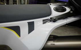 HUSQVARNA 701SM 2025