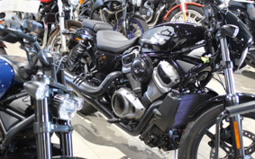 HARLEY  HARLEY RH975 NIGHT  STAR  2023 ZH1