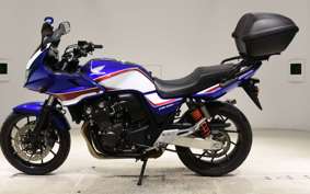 HONDA CB400 SUPER BOLDOR A 2023 NC42