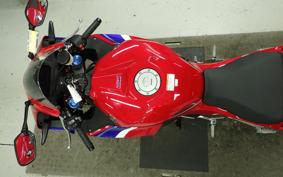 HONDA CBR600RR 2025 PC40
