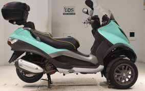 PIAGGIO MP3 250