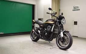 KAWASAKI Z900RS 2025 ZR900K