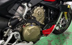 DUCATI  DUCATI  STREET  FIGHTER V4S 2022 1F00