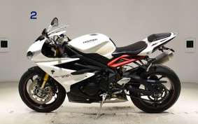 TRIUMPH DAYTONA 675 R 2016