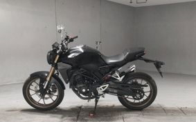 HONDA CB250R MC52