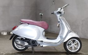VESPA  VESPA  PRIMA  BEIGE RA125 M8212