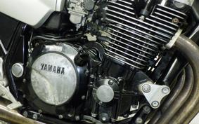 YAMAHA XJR1200 1997 4KG