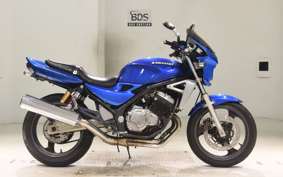 SUZUKI GSX250FX 2026 ZR250C