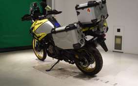 SUZUKI DL1000 ( V-Strom 1050 ) 2025 EF11M