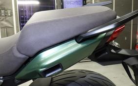 MOTO GUZZI V100マンデッロS 2025