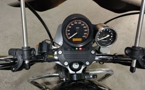 HARLEY XL883 2011 CR2