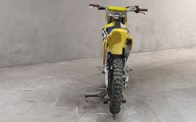 YAMAHA YZ125 4SS