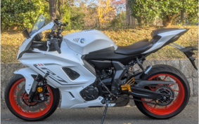 YAMAHA YZF-R7 2023 RM39J