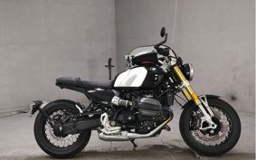 BMW R12 nine T 2024 0N01