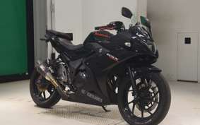 SUZUKI GSX250RA