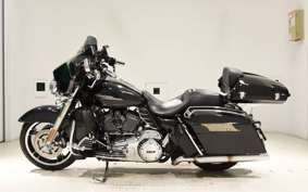 HARLEY FLHX 1690 2013