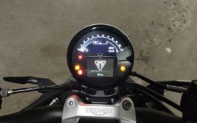 TRIUMPH TRIDENT 660 L21U45