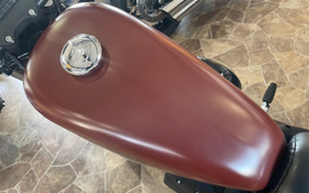 HARLEY XL883N 2018 LE2