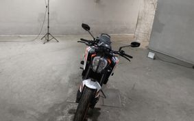 KTM 890 DUKE R 2022 TU940