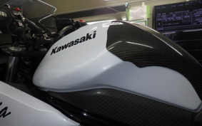 KAWASAKI ER600 F 2010