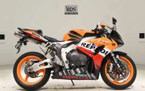 HONDA CBR1000RR 2022 SC57