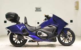 HONDA NM4 VULTUS -02 2019 RC82