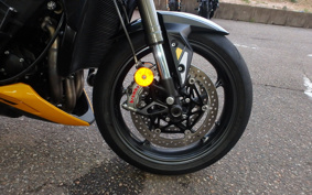 TRIUMPH STREET TRIPLE RS 2025 HDA614