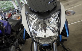 YAMAHA YS125 FAZER
