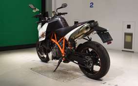 KTM 990 SUPER DUKE R 2013