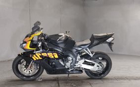 HONDA CBR1000RR SC57