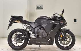 HONDA CBR600RR 2024 PC40