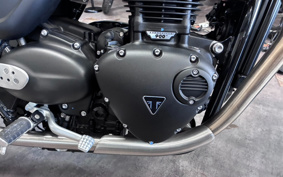 TRIUMPH STREET TWIN 2023 DAD74G