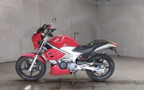 HONDA VTR 250 MC33