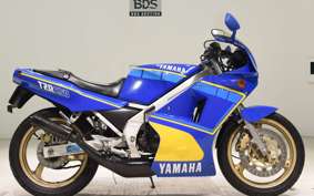 YAMAHA TZR250 1KT