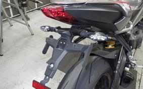 TRIUMPH STREET TRIPLE RS 2019