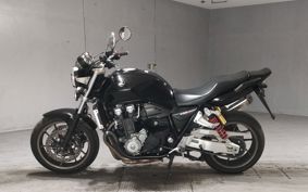 HONDA CB1300SF SUPER FOUR