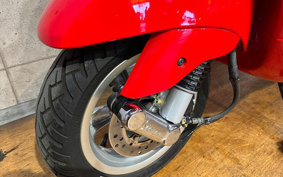 VESPA LX125