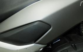 YAMAHA N-MAX 155 A 2025 SG50J