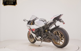 YAMAHA YZF-R1 2024