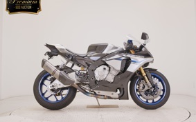YAMAHA YZF-R1 M 2015