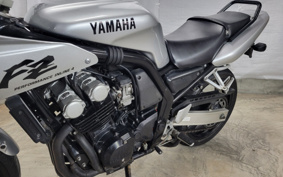 YAMAHA FZ400 1997 4YR