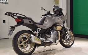 MOTO GUZZI V100 MANDELLO 2023