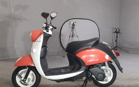 YAMAHA E-VINO SY11J