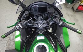 KAWASAKI NINJA H2 SX SE 2021 ZXT02A