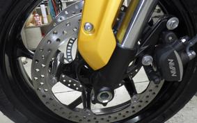 TRIUMPH TRIDENT 660 2026