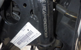 YAMAHA FZ25