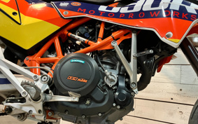 KTM 690 SMC R 2013 LST40