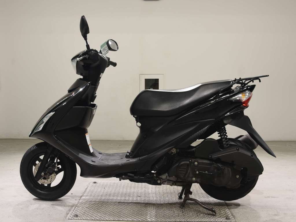 Фото Suzuki ADDRESS V125 S с японского аукциона