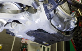 HONDA CRF450R 2004 PE07