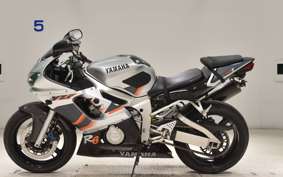 YAMAHA YZF-R6